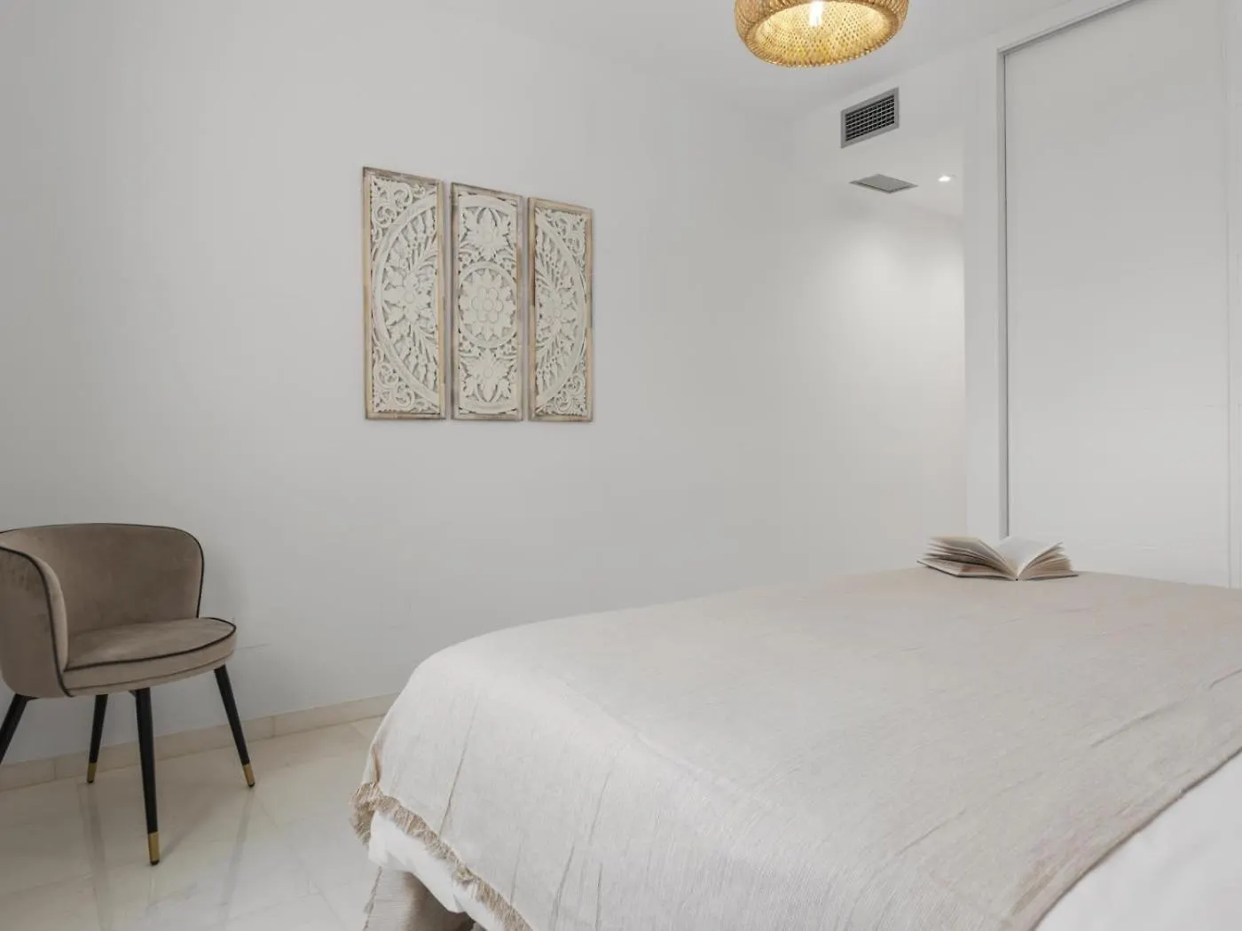Beach Puerto Banus 3 Bedroom Apartment Marbella
