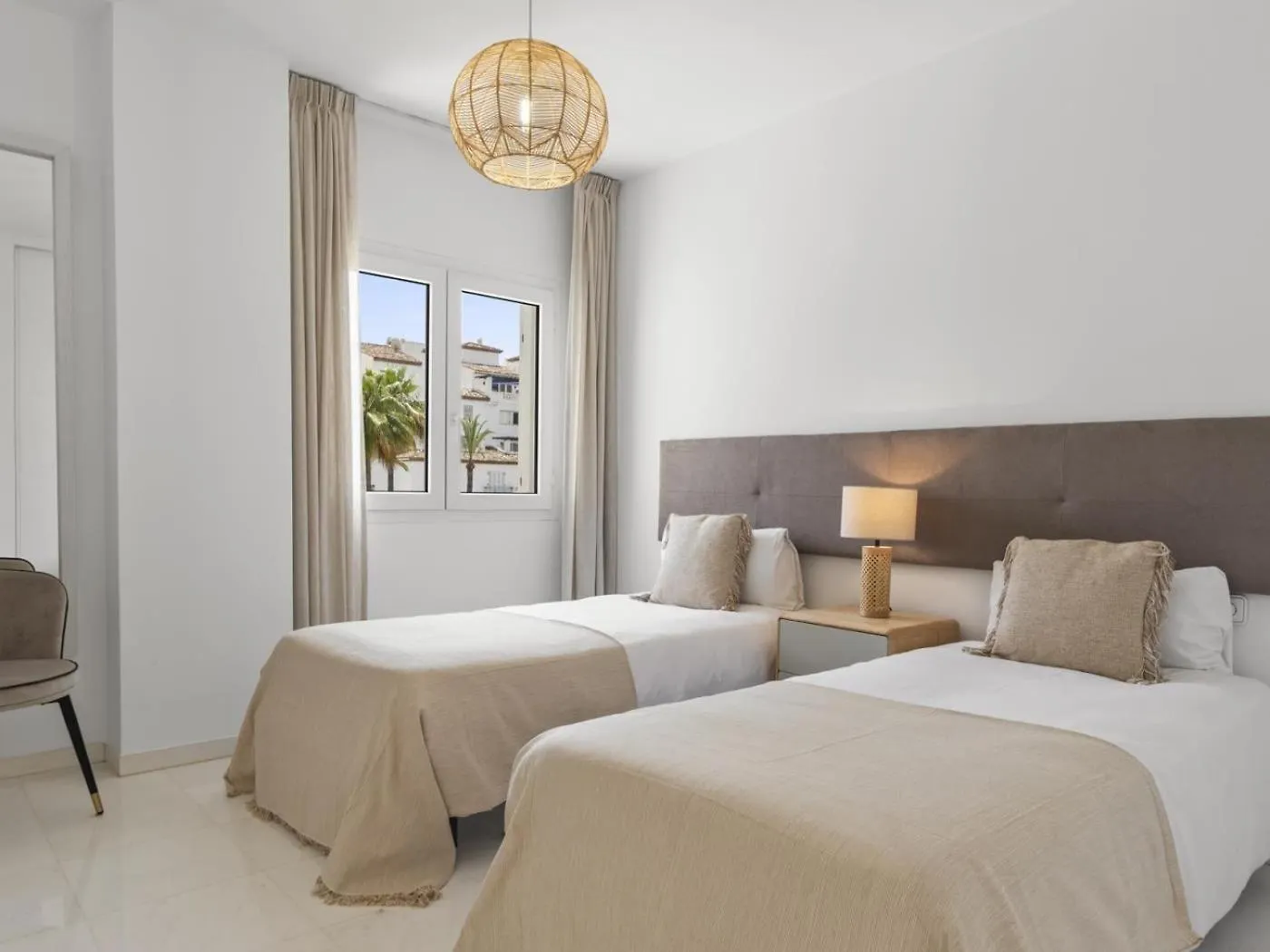 Beach Puerto Banus 3 Bedroom Apartment Marbella 0*,  Spain